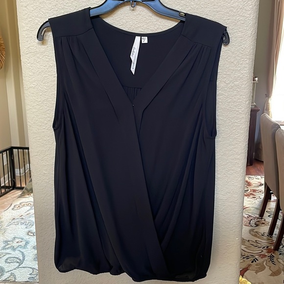 Bellatrix Sleeveless Black wrap blouse . NEW condition . SZ Large - Picture 1 of 7